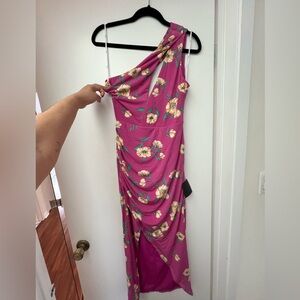 NWT! Lulu’s Floral One Shoulder Dress.